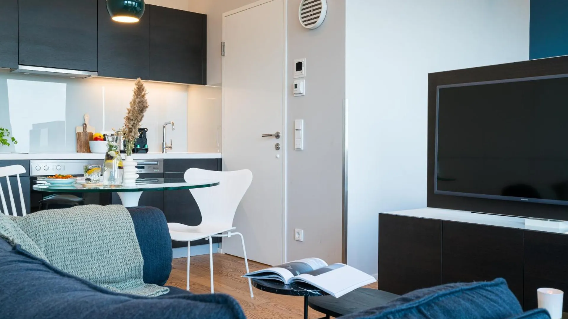 Vienna Residence, Philips Haus - Europlaza